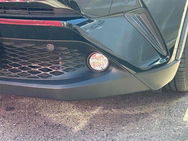 Ｃ－ＨＲ Ｇ　ＥＴＣ　バックカメラ　クリアランスソナー　オートクルーズコントロール　レーンアシスト　衝突被害軽減システム　純正フルセグナビ　オートマチックハイビーム　オートライト　アルミホイール　スマートキー（4枚目）