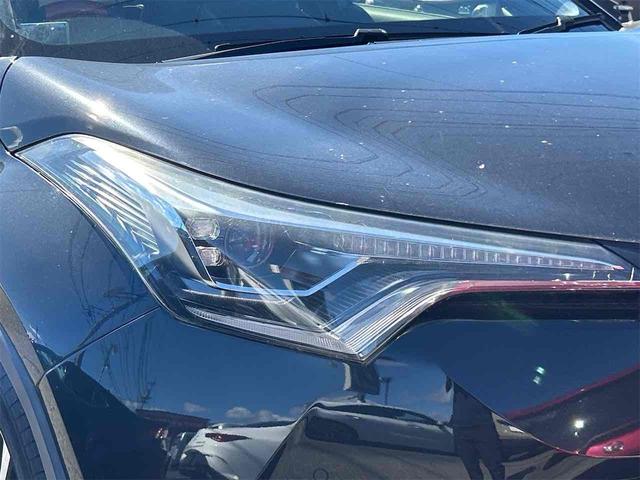 Ｃ－ＨＲ Ｇ　ＥＴＣ　バックカメラ　クリアランスソナー　オートクルーズコントロール　レーンアシスト　衝突被害軽減システム　純正フルセグナビ　オートマチックハイビーム　オートライト　アルミホイール　スマートキー（8枚目）