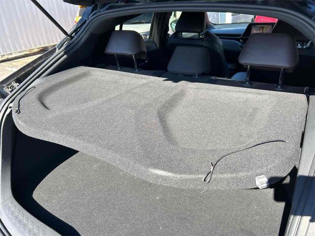 Ｃ－ＨＲ Ｇ　ＥＴＣ　バックカメラ　クリアランスソナー　オートクルーズコントロール　レーンアシスト　衝突被害軽減システム　純正フルセグナビ　オートマチックハイビーム　オートライト　アルミホイール　スマートキー（28枚目）