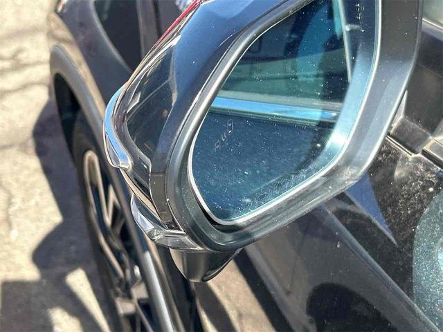 Ｃ－ＨＲ Ｇ　ＥＴＣ　バックカメラ　クリアランスソナー　オートクルーズコントロール　レーンアシスト　衝突被害軽減システム　純正フルセグナビ　オートマチックハイビーム　オートライト　アルミホイール　スマートキー（33枚目）