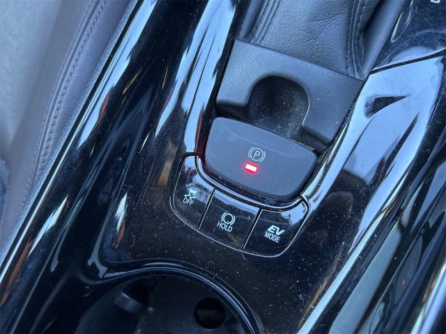 Ｃ－ＨＲ Ｇ　ＥＴＣ　バックカメラ　クリアランスソナー　オートクルーズコントロール　レーンアシスト　衝突被害軽減システム　純正フルセグナビ　オートマチックハイビーム　オートライト　アルミホイール　スマートキー（47枚目）