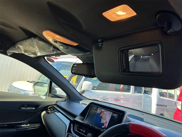 Ｃ－ＨＲ Ｇ　ＥＴＣ　バックカメラ　クリアランスソナー　オートクルーズコントロール　レーンアシスト　衝突被害軽減システム　純正フルセグナビ　オートマチックハイビーム　オートライト　アルミホイール　スマートキー（54枚目）