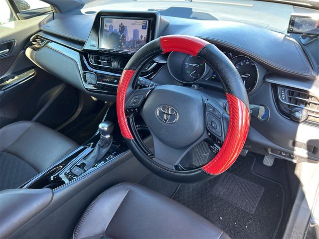 Ｃ－ＨＲ Ｇ　ＥＴＣ　バックカメラ　クリアランスソナー　オートクルーズコントロール　レーンアシスト　衝突被害軽減システム　純正フルセグナビ　オートマチックハイビーム　オートライト　アルミホイール　スマートキー（56枚目）