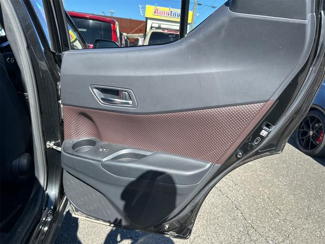 Ｃ－ＨＲ Ｇ　ＥＴＣ　バックカメラ　クリアランスソナー　オートクルーズコントロール　レーンアシスト　衝突被害軽減システム　純正フルセグナビ　オートマチックハイビーム　オートライト　アルミホイール　スマートキー（62枚目）