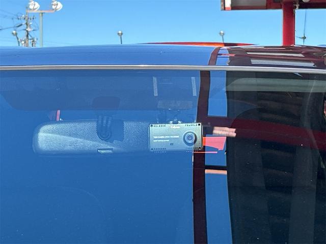 アクア Ｓ　ドライブレコーダー　ＥＴＣ　バックカメラ　カロッツェリアＴＶナビ　アルミホイール　オートライト　スマートキー　電動格納ミラー　ＣＶＴ　衝突安全ボディ　ＡＢＳ　ＥＳＣ　ＵＳＢ　Ｂｌｕｅｔｏｏｔｈ（10枚目）