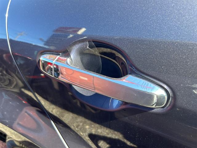 アクア Ｓ　ドライブレコーダー　ＥＴＣ　バックカメラ　カロッツェリアＴＶナビ　アルミホイール　オートライト　スマートキー　電動格納ミラー　ＣＶＴ　衝突安全ボディ　ＡＢＳ　ＥＳＣ　ＵＳＢ　Ｂｌｕｅｔｏｏｔｈ（16枚目）