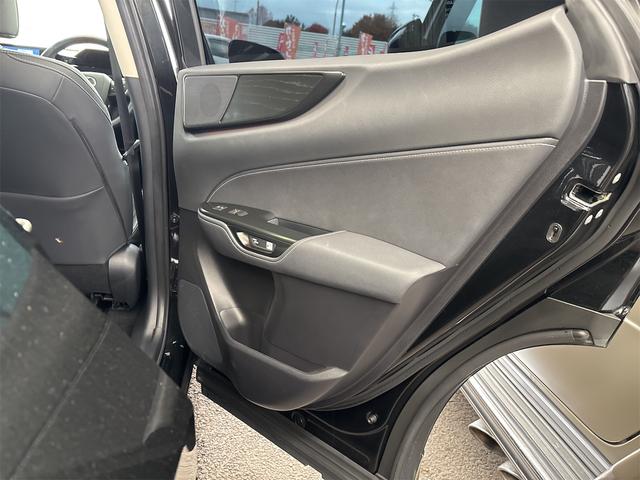 NX NX250 バージョンL ドライブレコーダー 全周囲カメラ クリアランスソナー オートクルーズコントロール レーンアシスト パワーシート 衝突被害軽減システム サンルーフ フルセグナビ オートマチックハイビーム オートライト(67枚目)