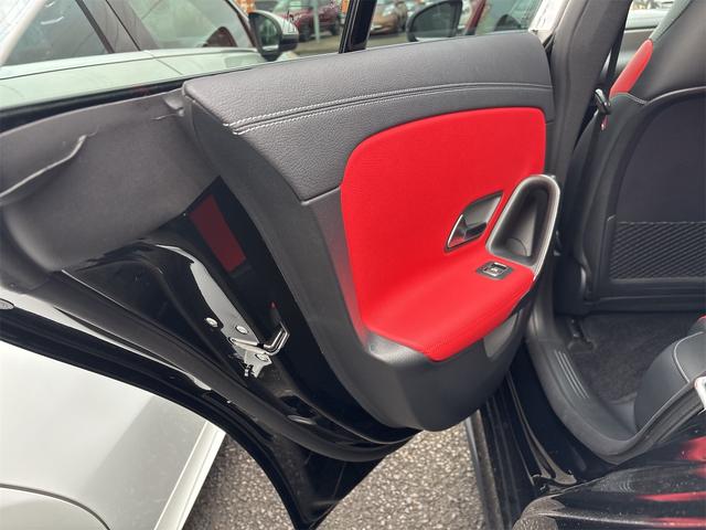 ＣＬＡクラス ＣＬＡ３５　４マチック　４ＷＤ　ドライブレコーダー　クリアランスソナー　レーンアシスト　オートクルーズコントロール　全周囲カメラ　フルセグナビ　アルミホイール　オートライト　ＬＥＤヘッドランプ　サンルーフ（62枚目）