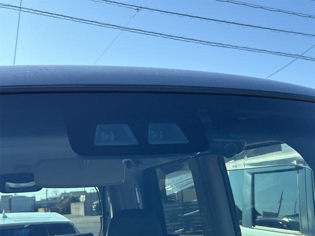 タント カスタムＸ　トップエディションＶＳ　ＳＡＩＩＩ　ドライブレコーダー　全周囲カメラ　両側電動スライドドア　ナビ　ＴＶ　クリアランスソナー　衝突被害軽減システム　オートマチックハイビーム　オートライト　ＬＥＤヘッドランプ　スマートキー（10枚目）