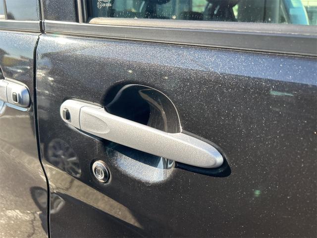 タント カスタムＸ　トップエディションＶＳ　ＳＡＩＩＩ　ドライブレコーダー　全周囲カメラ　両側電動スライドドア　ナビ　ＴＶ　クリアランスソナー　衝突被害軽減システム　オートマチックハイビーム　オートライト　ＬＥＤヘッドランプ　スマートキー（16枚目）