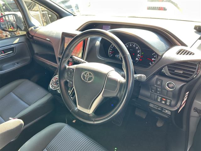 ヴォクシー ZS 煌II ETC バックカメラ ナビ TV クリアランスソナー レーンアシスト 衝突被害軽減システム 両側電動スライドドア オートマチックハイビーム オートライト LEDヘッドランプ スマートキー(50枚目)