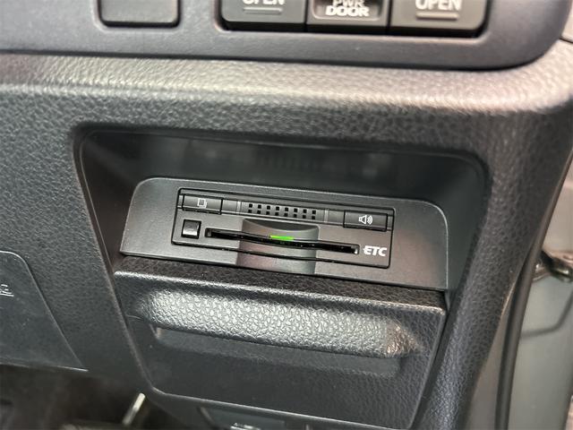 ヴォクシー ZS 煌II ETC バックカメラ ナビ TV クリアランスソナー レーンアシスト 衝突被害軽減システム 両側電動スライドドア オートマチックハイビーム オートライト LEDヘッドランプ スマートキー(53枚目)