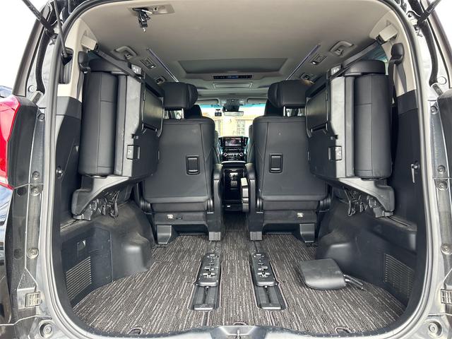 アルファード ２．５Ｓ　Ｃパッケージ　モデリスタエアロ　パワーバックドア　ハーフレザーシート　フリップダウンモニター　クルーズコントロール　フルセグナビ　バックカメラ　プッシュスタート　パワーシート　パワーバックドア（26枚目）