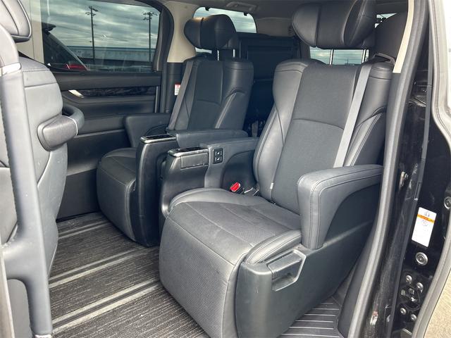 アルファード ２．５Ｓ　Ｃパッケージ　モデリスタエアロ　パワーバックドア　ハーフレザーシート　フリップダウンモニター　クルーズコントロール　フルセグナビ　バックカメラ　プッシュスタート　パワーシート　パワーバックドア（73枚目）