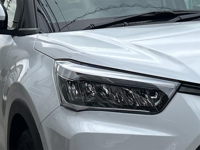 ライズ Ｚ　フルセグＴＶナビ　バックカメラ　クルーズコントロール　ドライブレコーダー　シートヒーター　プッシュスタート　ＥＴＣ　ＬＥＤヘッドライト　クリアランスセンサー（6枚目）