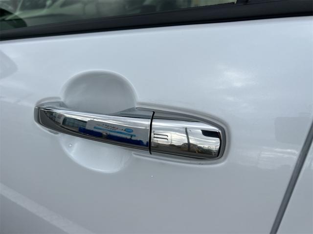 ライズ Ｚ　フルセグＴＶナビ　バックカメラ　クルーズコントロール　ドライブレコーダー　シートヒーター　プッシュスタート　ＥＴＣ　ＬＥＤヘッドライト　クリアランスセンサー（28枚目）