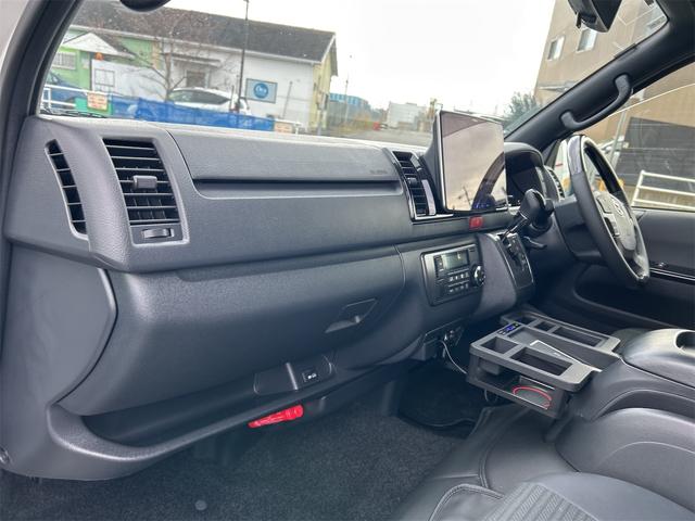 ハイエースバン スーパーＧＬ　ダークプライムＳ　アルパインフルセグナビ　全方位カメラ　プッシュスタート　ＥＴＣ　両側パワースライドドア　Ｂｌｕｅｔｏｏｔｈ接続　クリアランスセンサー（76枚目）