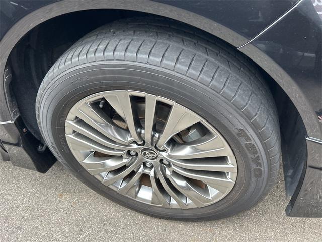 ハリアー Ｚ　レザーパッケージ　ＪＢＬフルセグナビ　レザーシート　モデリスタエアロ　クルーズコントロール　パワーシート　ＥＴＣ　パワーバックドア　デジタルインナーミラー　シートヒーター　バックカメラ（14枚目）