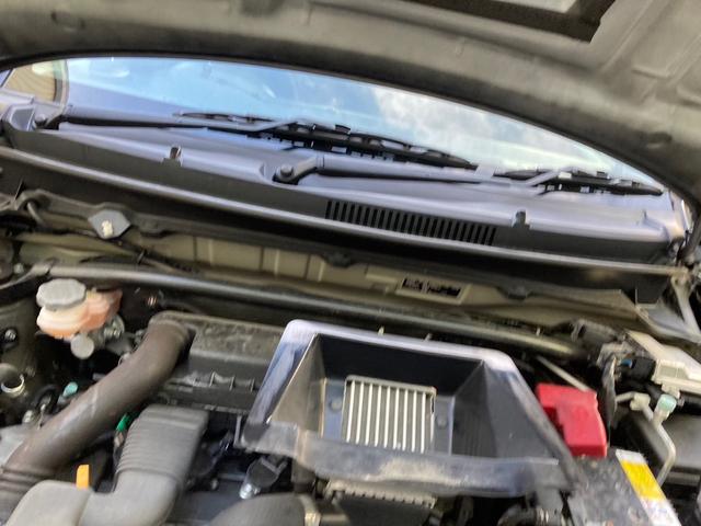 アルトワークス ベースグレード　ＥＴＣ　ＨＩＤ　スマートキー　ＭＴ　盗難防止システム　ＡＢＳ　ＥＳＣ　アルミホイール　衝突安全ボディ　エアコン　パワーステアリング（13枚目）
