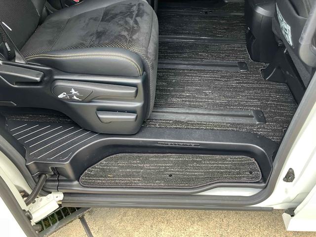 ヴェルファイア ２．５Ｚ　Ａエディション　ゴールデンアイズ　ドライブレコーダー　ＥＴＣ　バックカメラ　ナビ　ＴＶ　クリアランスソナー　オートクルーズコントロール　両側電動スライドドア　ＬＥＤヘッドランプ　サンルーフ　電動リアゲート　スマートキー　電動格納ミラー（32枚目）