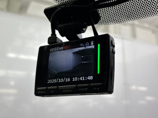 シエンタ ハイブリッドGクエロ 衝突被害軽減システム 純正メモリーナビ リアカメラ 前後社外ドライブレコーダー フロント左右シートヒーター ETC ステアリングヒーター 純正アルミホイール(24枚目)