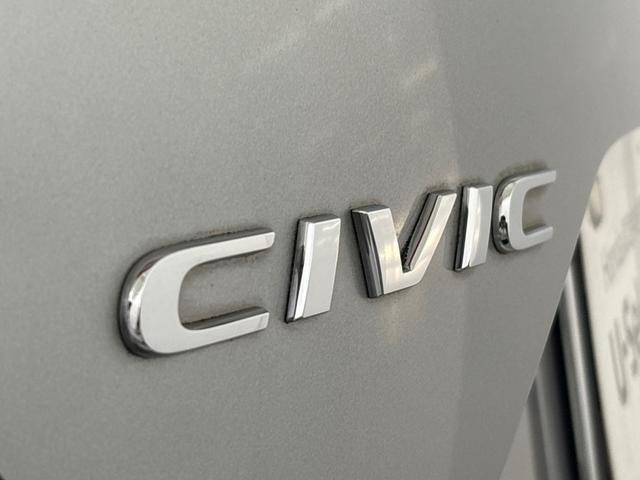 シビック セダン ホンダセンシング搭載車 純正メモリーナビ バックモニター LEDヘッドライト 渋滞追従機能装備 レザーインテリア 電動シート アダプティブクルーズコントロール(11枚目)
