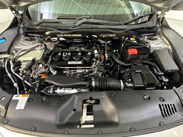 シビック セダン ホンダセンシング搭載車 純正メモリーナビ バックモニター LEDヘッドライト 渋滞追従機能装備 レザーインテリア 電動シート アダプティブクルーズコントロール(12枚目)