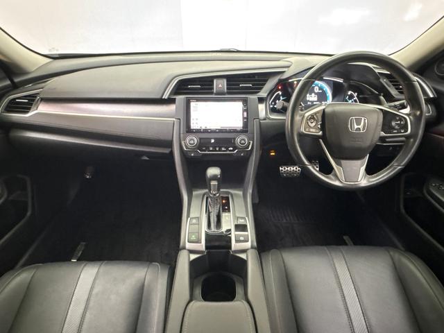 シビック セダン ホンダセンシング搭載車 純正メモリーナビ バックモニター LEDヘッドライト 渋滞追従機能装備 レザーインテリア 電動シート アダプティブクルーズコントロール(13枚目)