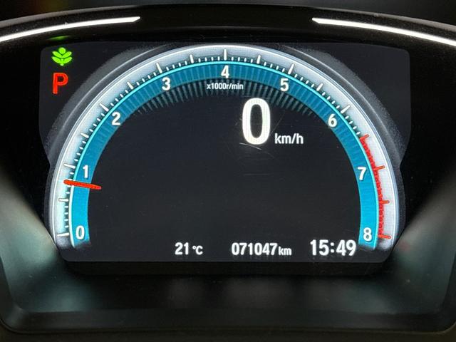 シビック セダン ホンダセンシング搭載車 純正メモリーナビ バックモニター LEDヘッドライト 渋滞追従機能装備 レザーインテリア 電動シート アダプティブクルーズコントロール(15枚目)