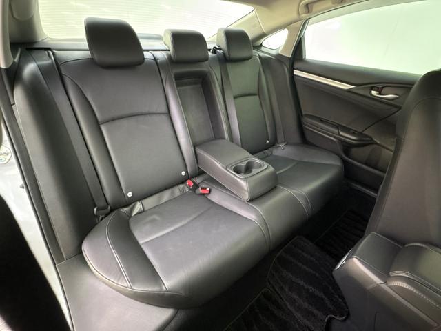 シビック セダン ホンダセンシング搭載車 純正メモリーナビ バックモニター LEDヘッドライト 渋滞追従機能装備 レザーインテリア 電動シート アダプティブクルーズコントロール(22枚目)