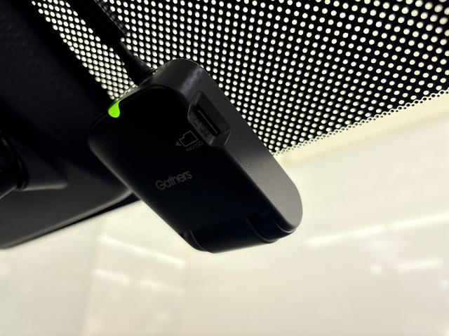 シビック セダン ホンダセンシング搭載車 純正メモリーナビ バックモニター LEDヘッドライト 渋滞追従機能装備 レザーインテリア 電動シート アダプティブクルーズコントロール(25枚目)