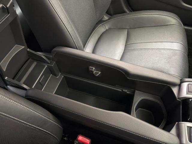 シビック セダン ホンダセンシング搭載車 純正メモリーナビ バックモニター LEDヘッドライト 渋滞追従機能装備 レザーインテリア 電動シート アダプティブクルーズコントロール(29枚目)