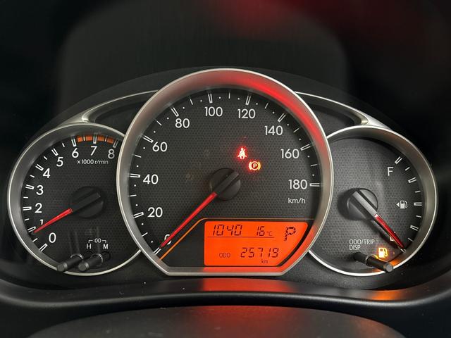 ラクティス G スロープ付き車椅子仕様 電動車高調整 助手席側リアシート付 メモリーナビ 地デジチューナー ミュージックラック Bluetooth対応 ETC オートクルーズコントロール 走行25,719キロ(20枚目)