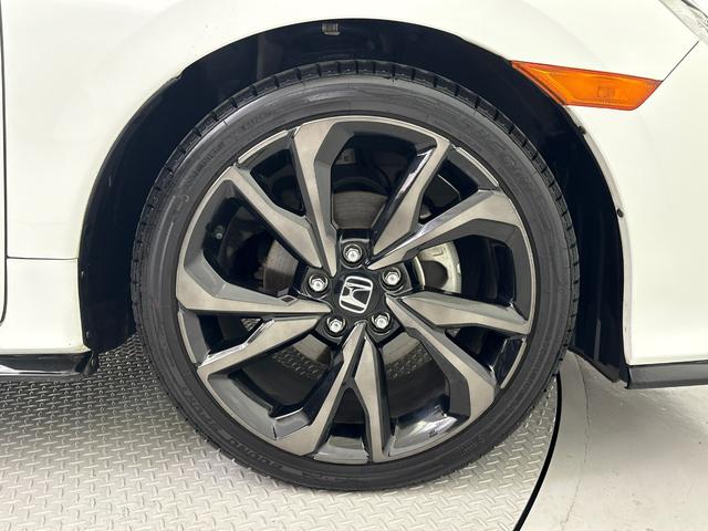 シビック ハッチバックホンダセンシング 6速マニュアルシフト 純正メモリーナビ バックモニター 地デジチューナー ミュージックラック Bluetooth対応 LEDヘッドライト 純正アルミホイール(10枚目)