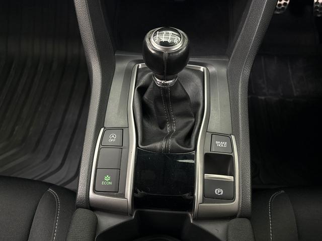 シビック ハッチバックホンダセンシング 6速マニュアルシフト 純正メモリーナビ バックモニター 地デジチューナー ミュージックラック Bluetooth対応 LEDヘッドライト 純正アルミホイール(25枚目)