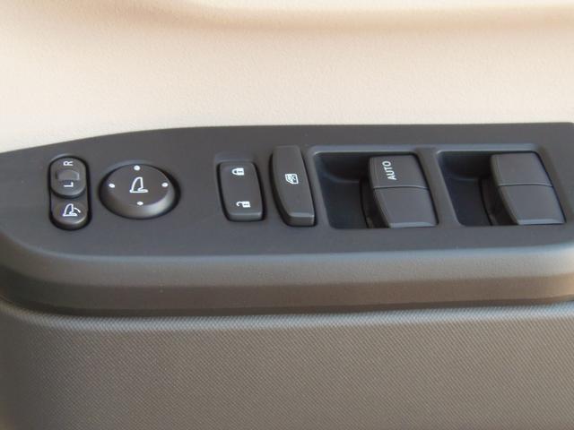 N-BOX ファッションスタイル 当社デモカー 走行106キロ 左右電動スライドドア フロント左右シートヒーター LEDヘッドライト 前後障害物センサー オートリトラミラー(28枚目)