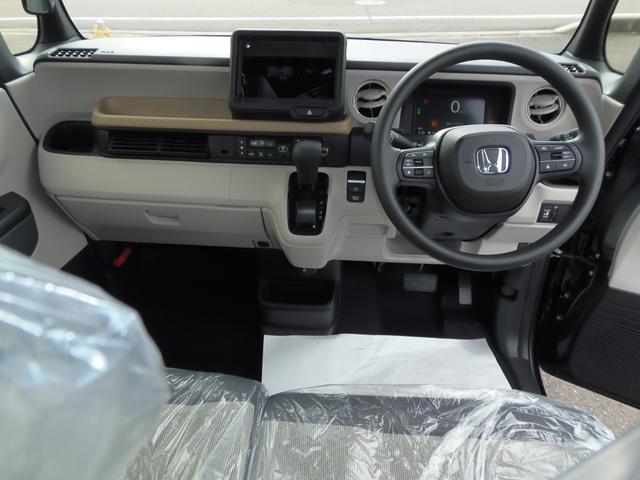 N-BOX ベースグレード 届出済未使用車 ホンダセンシング搭載車 オーディオレス仕様 フロント左右シートヒーター LEDヘッドライト サイドエアバッグ 緊急通報装置 タイプC充電ジャック(8枚目)