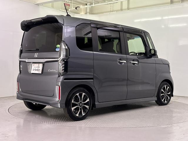 Ｎ－ＢＯＸカスタム Ｇ・Ｌホンダセンシング　ホンダセンシング搭載車　純正メモリーナビ　地デジチューナー　ミュージックラック　左側電動スライドドア　フロント左右シートヒーター　ＥＴＣ　サイドカーテンエアバッグ　純正ＡＷ　ＵＳＢ充電接続ジャック（9枚目）