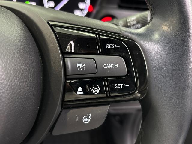 ヴェゼル ｅ：ＨＥＶＺ　純正メモリーナビ　地デジチューナー　ミュージックラック　Ｂｌｕｅｔｏｏｔｈ対応　ワイヤレス充電器　バックモニター　電動リアゲート　純正ドライブレコーダー（29枚目）