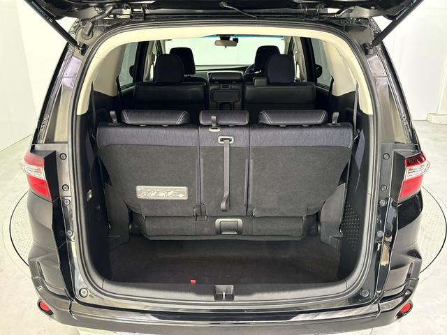 オデッセイ アブソルート・20thアニバーサリーパッケージ ホンダセンシング搭載車 無限フルエアロ 純正フリップダウンモニター 純正メモリーナビ 全周囲カメラ 純正ドライブレコーダー ETC(24枚目)