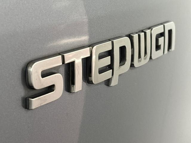 ステップワゴンスパーダ Zクールスピリットインターナビ セレクション 純正HDDナビ ミュージックラック バックモニター 左右電動スライドドア ETC オートクルーズコントロール パドルシフト 純正アルミホイール ディスチャージヘッドライト 8人乗り(12枚目)