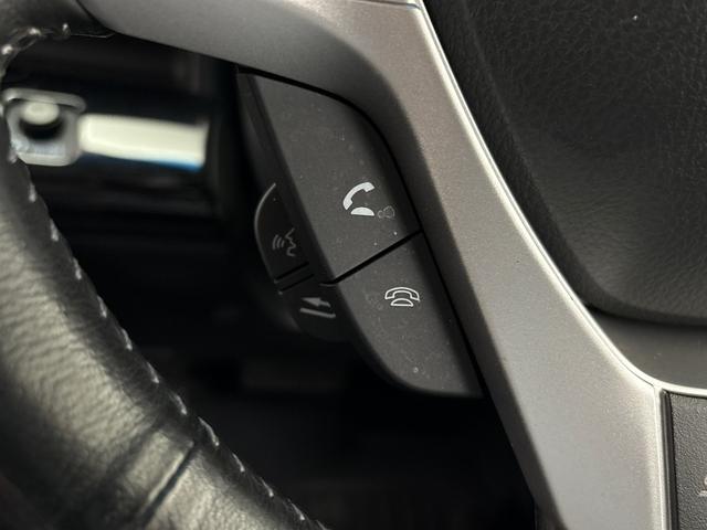 ステップワゴンスパーダ Zクールスピリットインターナビ セレクション 純正HDDナビ ミュージックラック バックモニター 左右電動スライドドア ETC オートクルーズコントロール パドルシフト 純正アルミホイール ディスチャージヘッドライト 8人乗り(30枚目)