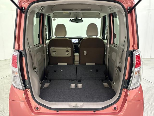 リアシートを前に倒すとこんな感じになります！！