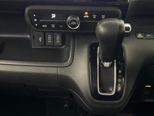 Ｎ－ＢＯＸカスタム Ｇ・Ｌホンダセンシング　純正メモリーナビ　バックモニター　左右電動スライド　前後ドライブレコーダー　地デジチューナー　ミュージックラック　Ｂｌｕｅｔｏｏｔｈ対応　サイドＳＲＳ　ＵＳＢ充電接続ジャック（28枚目）