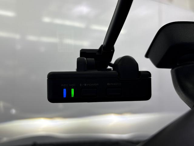 コペン GRスポーツ オープントップ 専用レカロシート MOMO製ステアリング BBSアルミホイール シートヒーター 純正メモリーナビ 地デジチューナー ドライブレコーダー(22枚目)