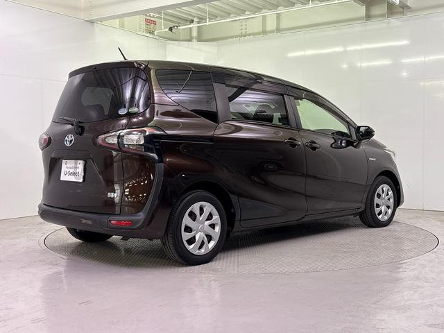 シエンタ ハイブリッドＧクエロ　衝突被害軽減システム　前後ドライブレコーダー　メモリーナビ　バックモニター　左右電動スライドドア　フロント左右シートヒーター　ＥＴＣ（13枚目）