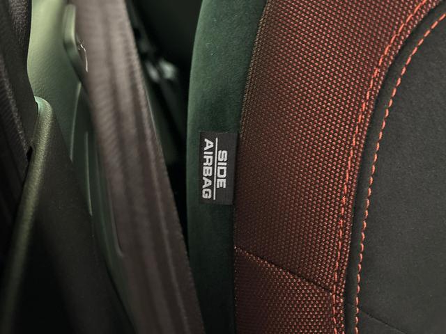 N-ONE RS 6速マニュアル 純正メモリーナビ バックモニター 地デジチューナー ミュージックラック Bluetooth対応 ETC USB充電接続ジャック 純正アルミホイール(28枚目)