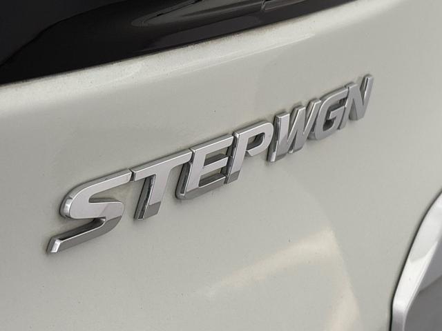 ステップワゴンスパーダ e:HEVスパーダGホンダセンシング 前後純正ドライブレコーダー 純正メモリーナビ 地デジチューナー ミュージックラック Bluetooth対応 ETC2.0 左右電動スライドドア(11枚目)