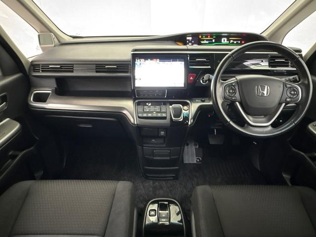 ステップワゴンスパーダ e:HEVスパーダGホンダセンシング 前後純正ドライブレコーダー 純正メモリーナビ 地デジチューナー ミュージックラック Bluetooth対応 ETC2.0 左右電動スライドドア(14枚目)