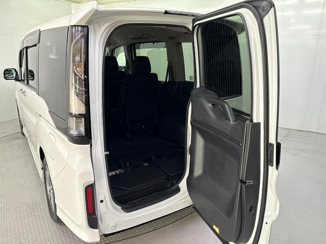ステップワゴンスパーダ e:HEVスパーダGホンダセンシング 前後純正ドライブレコーダー 純正メモリーナビ 地デジチューナー ミュージックラック Bluetooth対応 ETC2.0 左右電動スライドドア(30枚目)